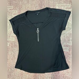 The workshop v neck zipper slit detail short sleeve fitted top size med sexy